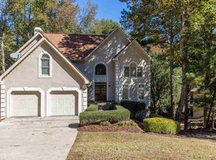 758 Edgewater Ln NW, Kennesaw, GA 30144