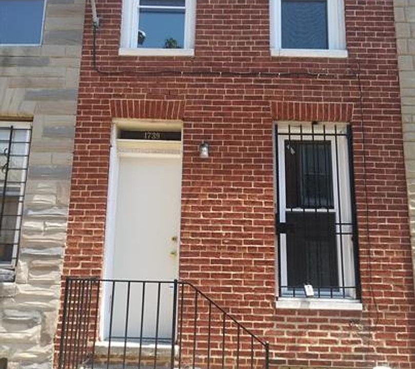 2nd image of 1739 N Dallas St