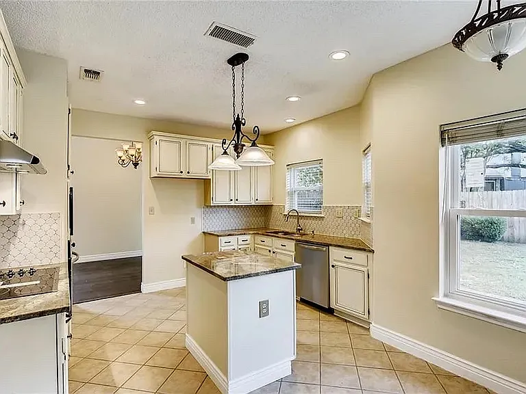 2971 Seguin Trl — Photo 5