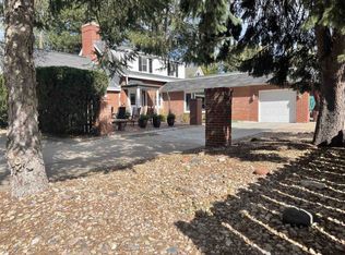 1130 N Burlington Ave, Hastings, NE 68901
