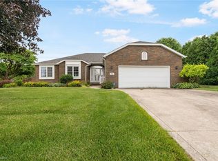 702 Joel Cir, Louisville, OH 44641