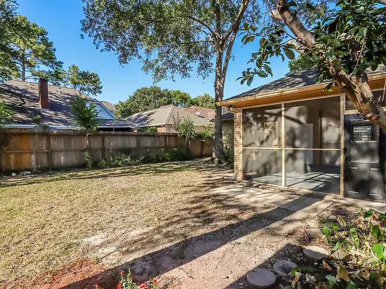 6031 Spring Creek Ln — Photo 20