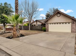 546 W Vassar Ave, Visalia, CA 93277