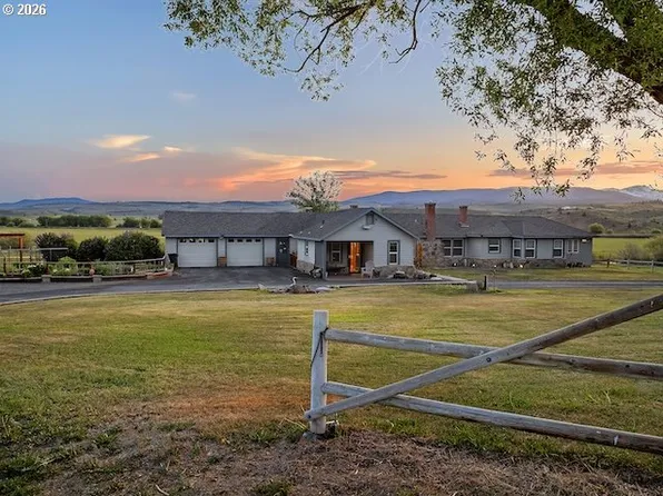 40290 Beaver Creek Loop, Baker City, OR 97814