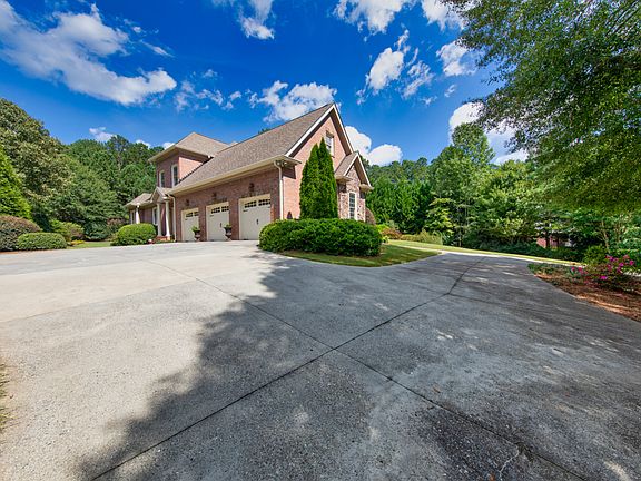 4th image of 1440 River Station Dr