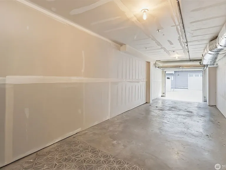 2225 NW Moraine Pl — Photo 25