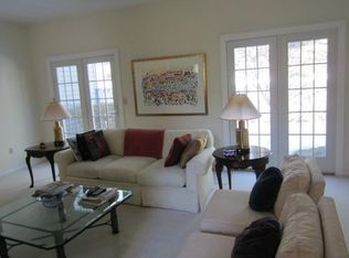 6 Edgewater Commons Ln UNIT 6, Westport, CT 06880