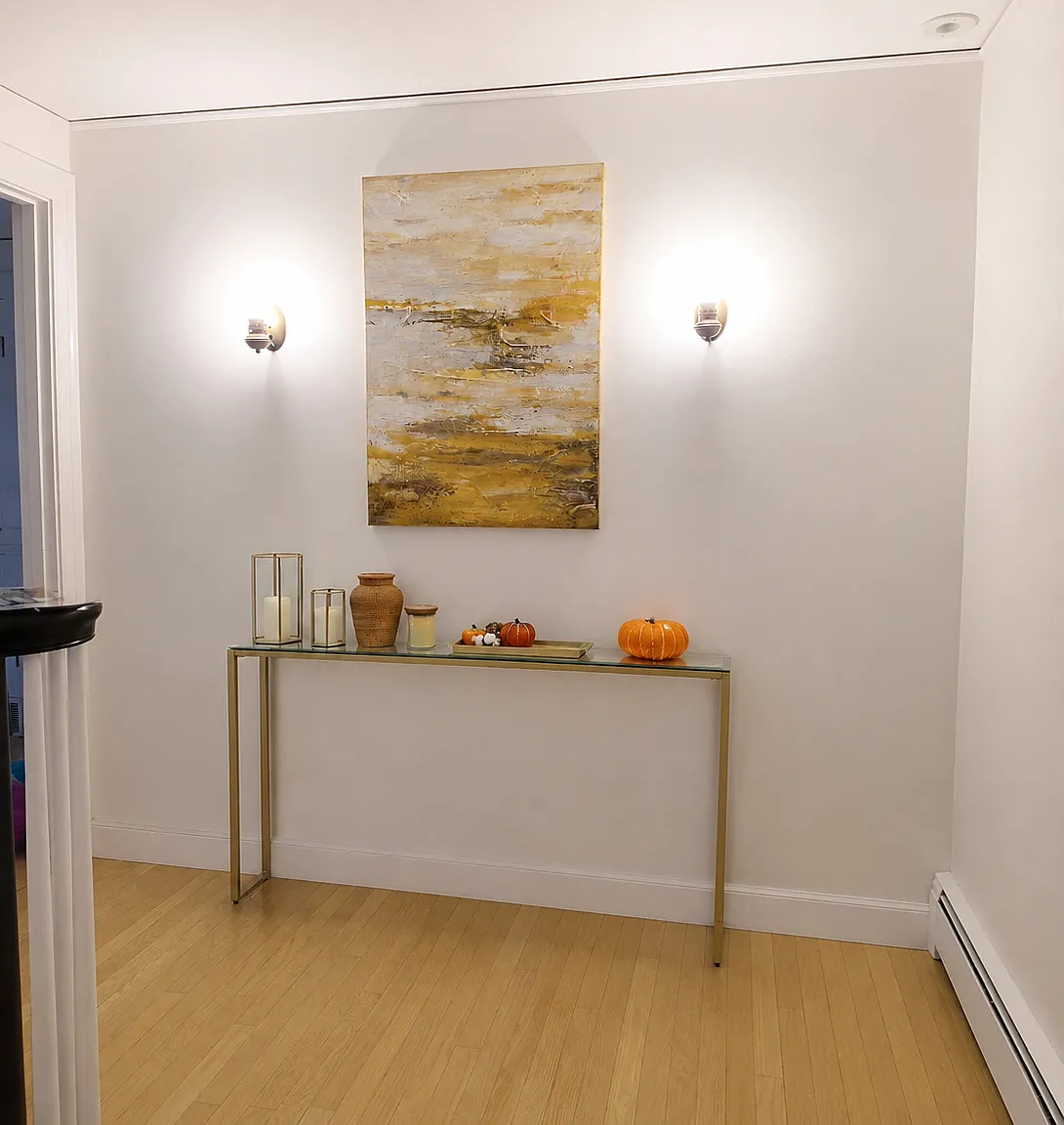 4 bed, 2159 sqft, $5,400 — Photo 2