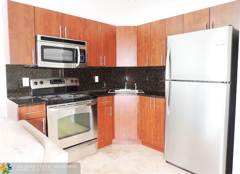 1st image of 1872 NE 46th St APT D8