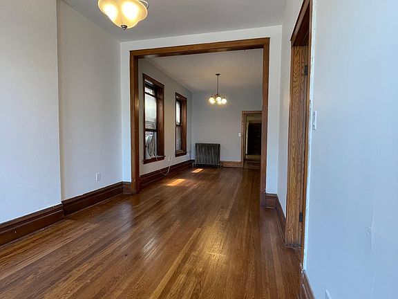 2nd image of 1008 N Western Ave #2