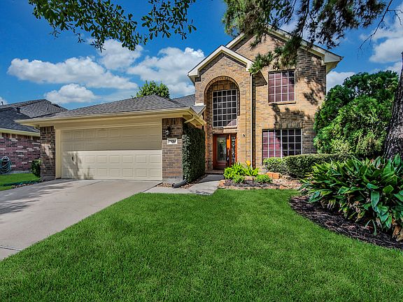 3rd image of 19314 Scarlet Cove Dr