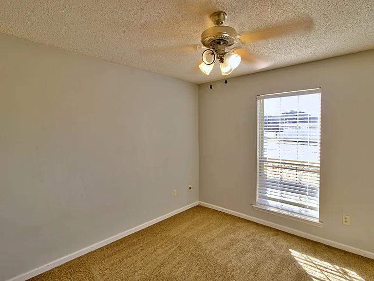 213 Bridgemont Way — Photo 24