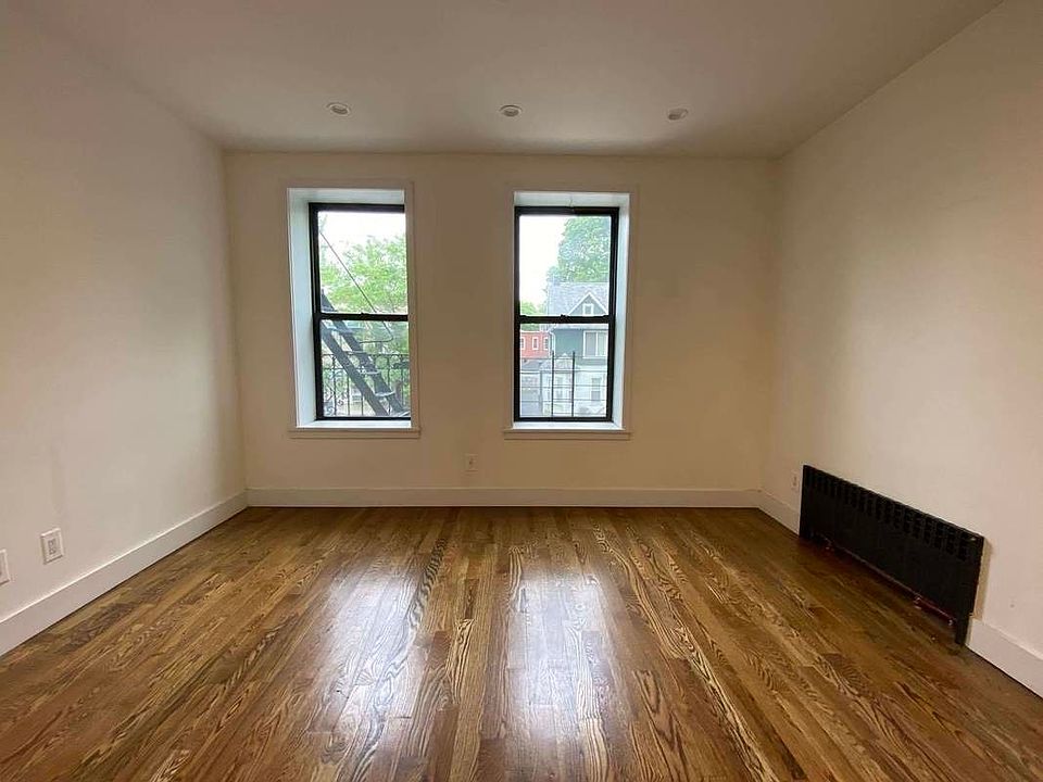 1st image of 249 Midwood St #7A