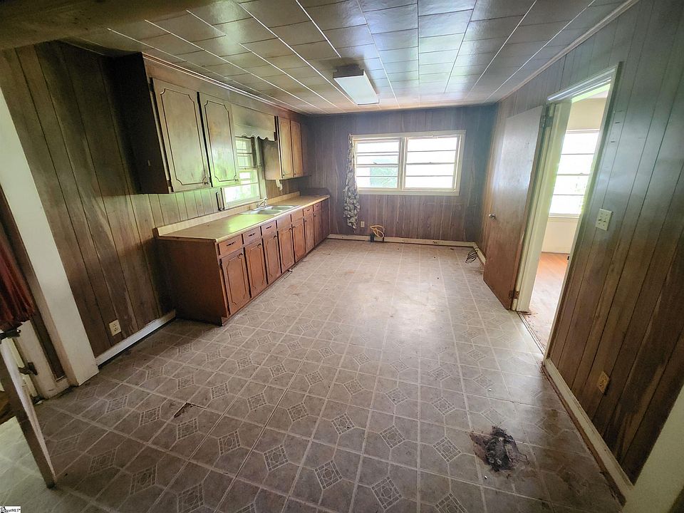 707 Whitmire Hwy, Joanna, SC 29351 Zillow