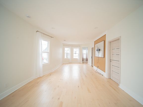 5th image of 83-85 Nagle St #2