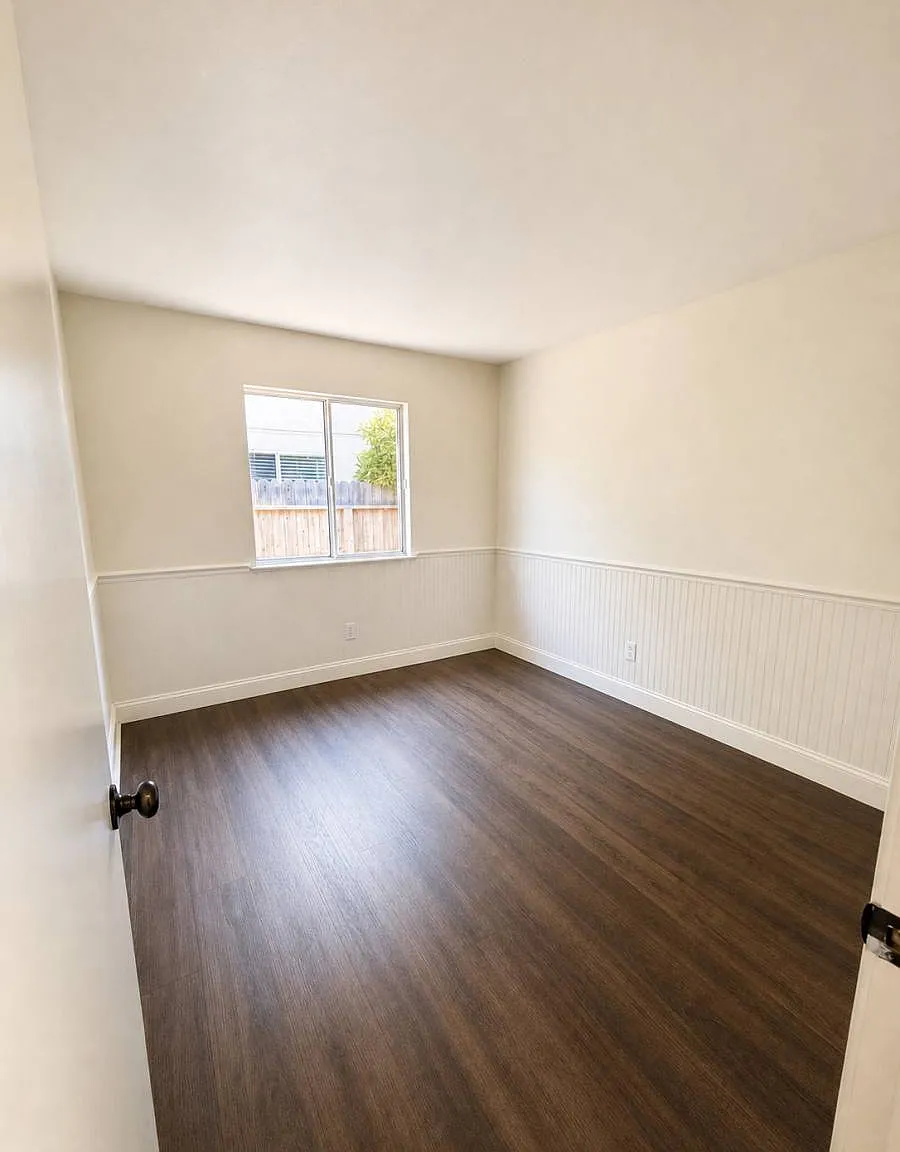 10439 River Oaks Dr in Stockton, CA 95209 — Photo 4