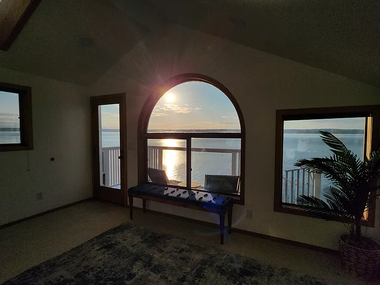 19118 Soundview Dr NW — Photo 24
