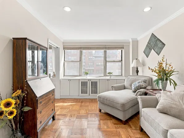 233 East 70th Street image 1 of 10