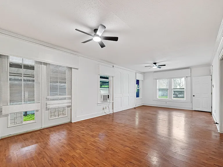 5618 Belmark St — Photo 8