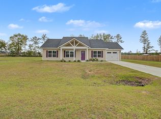 431 Long Leaf Ln, Jesup, GA 31545