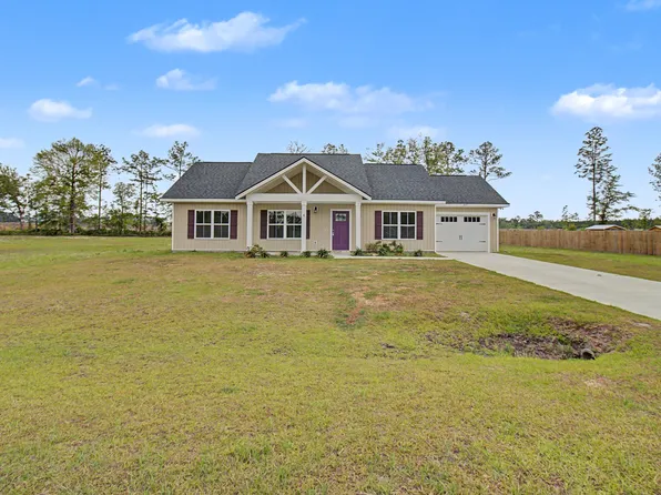 431 Long Leaf Ln, Jesup, GA 31545