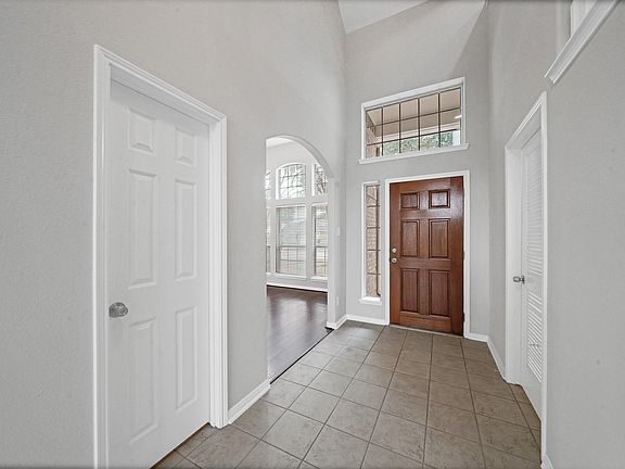 4th image of 15110 Brookwood Bridge Ln