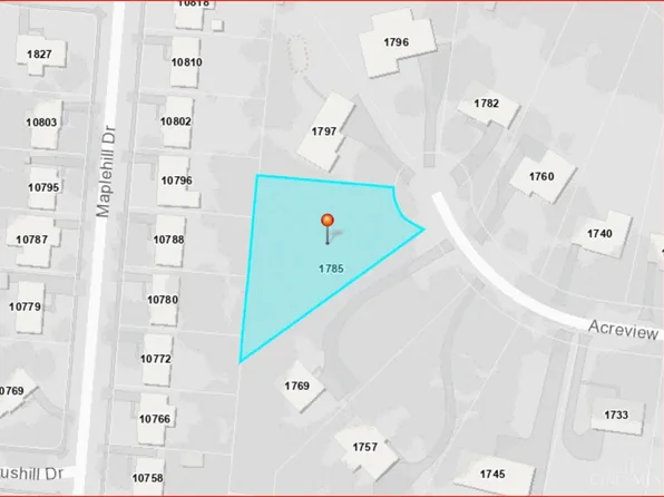 1785 Acreview Dr, Cincinnati, OH 45240