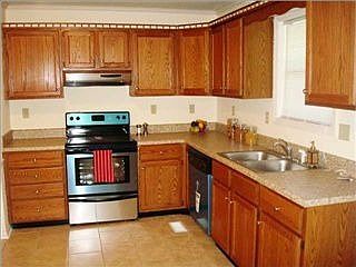 3rd image of 5033 Montcrest Dr