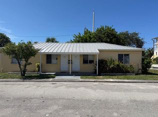 400 Metcalf Ct, West Palm Beach, FL 33407