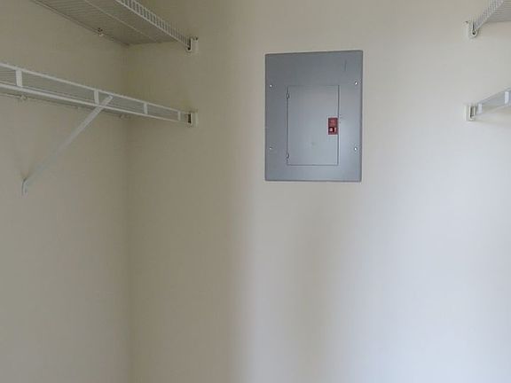 4th image of 300 3rd St APT 716