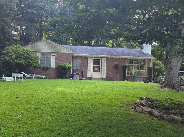 7812 Tookany Creek Pkwy, Elkins Park, PA 19027