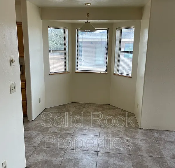 3230 N Victor Rd #C — Photo 7
