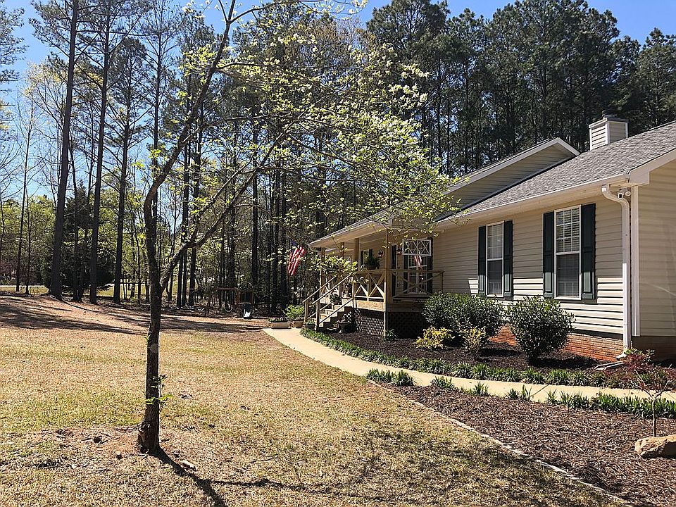 2nd image of 294 Berry Rd