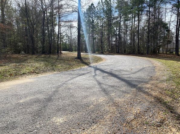 Poplar Ridge Ln NW, Brookhaven, MS 39601