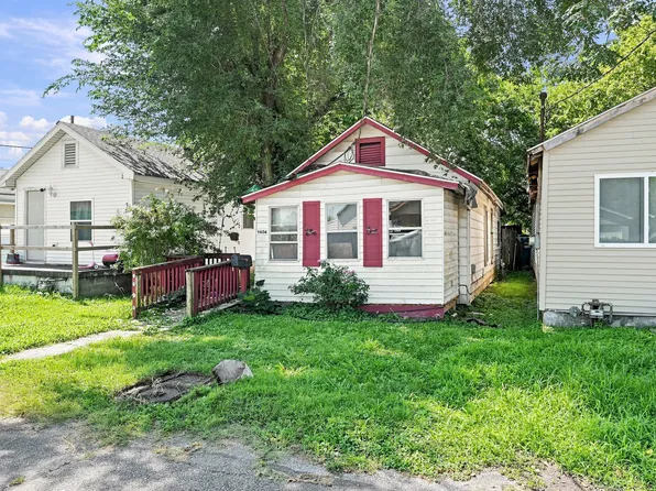 1404 Cody St, Evansville, IN 47710