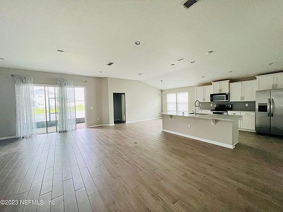 4th image of 3161 Little Kern Ln