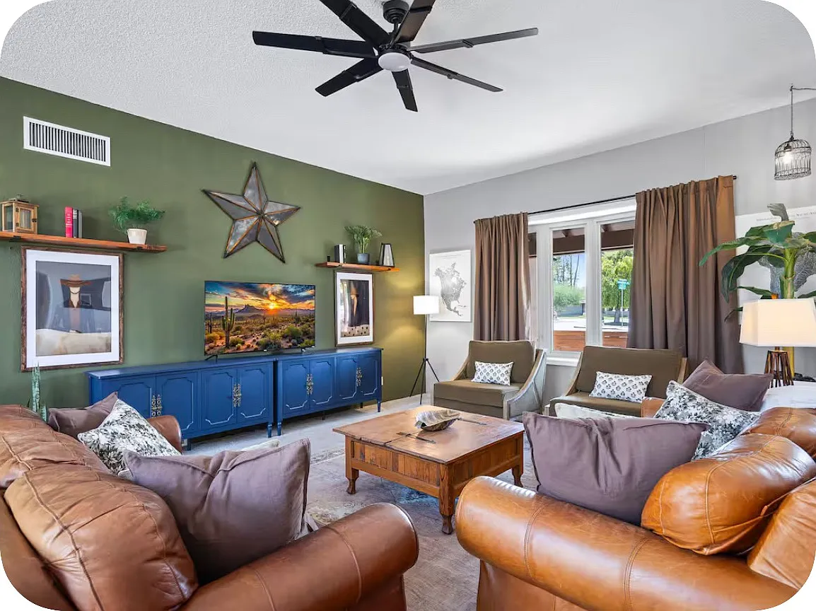 2142 E Woodman Dr — Photo 2