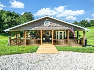 3697 Two Mile Run Rd, Little Hocking, OH 45724