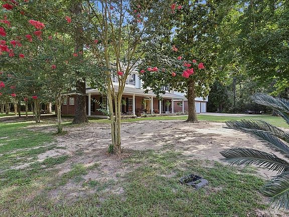 3rd image of 1000 Forsythia Dr