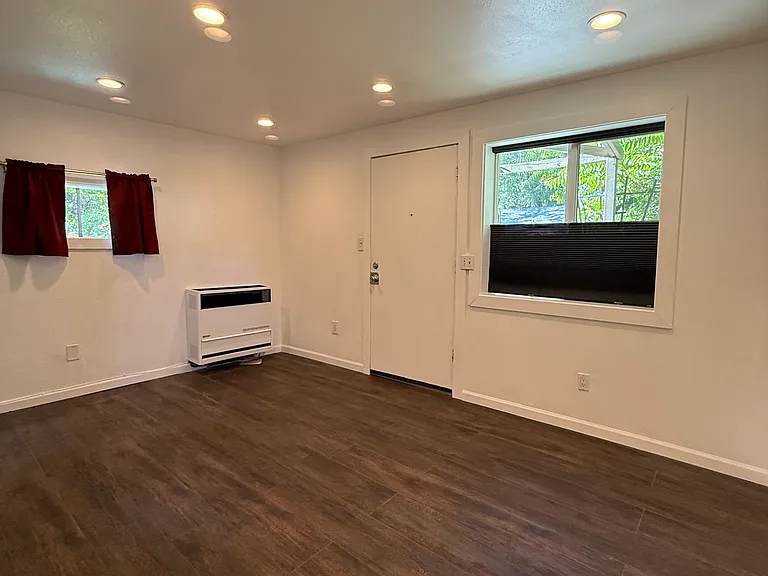 280B Mary St — Photo 4