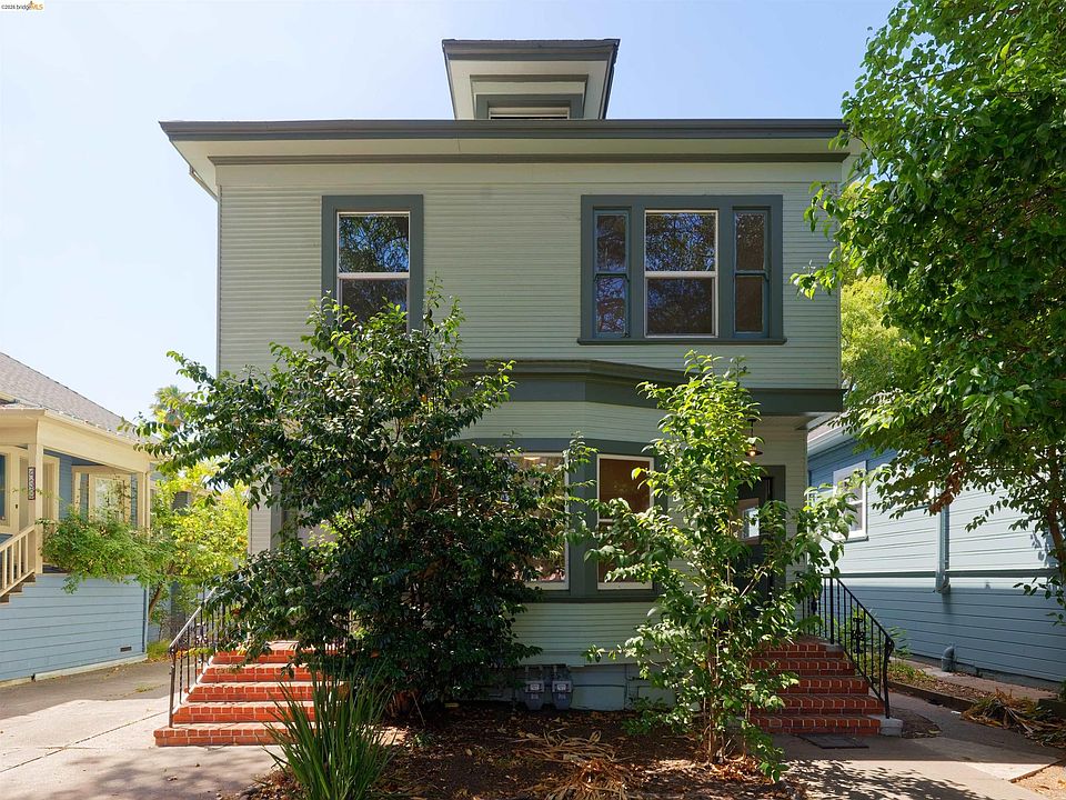 1st image of 437 51st St