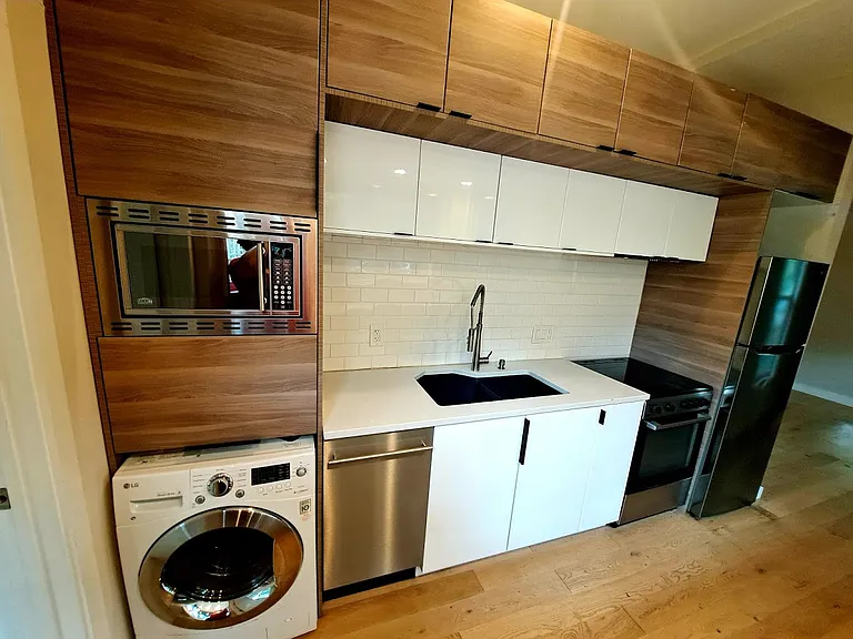 4408 Avenue A #B — Photo 4