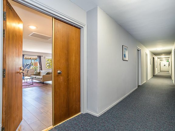 5th image of 400 S Los Robles Ave Unit 308