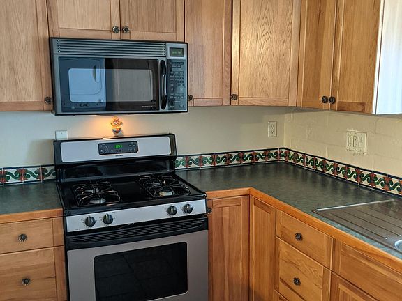 2nd image of 479 S Paseo Madera