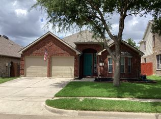 9121 Rose Ct, Fort Worth, TX 76244