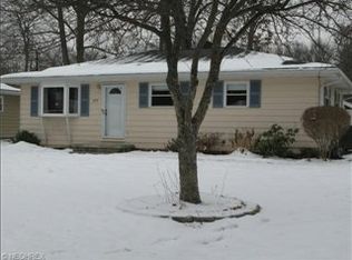 177 Bermont Ave, Munroe Falls, OH 44262