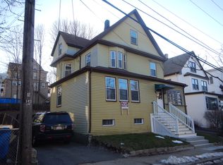 29 Hutchinson St, Winthrop, MA 02152