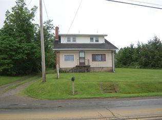 2751 Darlington Rd, Beaver Falls, PA 15010