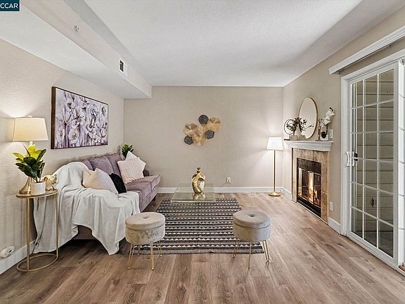 5th image of 485 Canyon Oaks Dr APT J