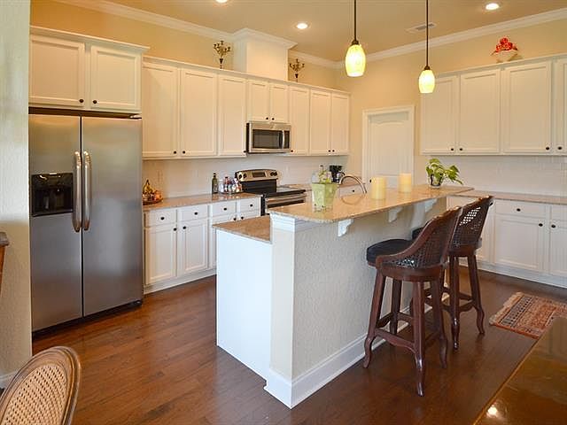 2nd image of 94 Maison Dr